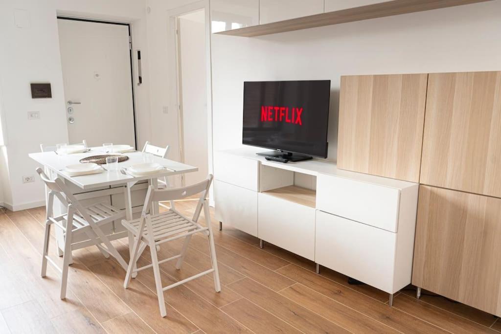 Lo3 • Navigli Chic Apartment • ميلان المظهر الخارجي الصورة
